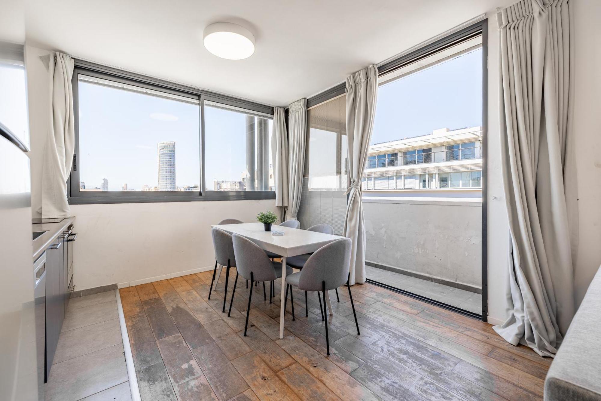Ourplace Rothschild Allenby Apartment *